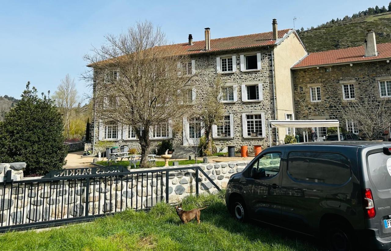 Hl Hotel De La Loire Goudet Exteriér fotografie